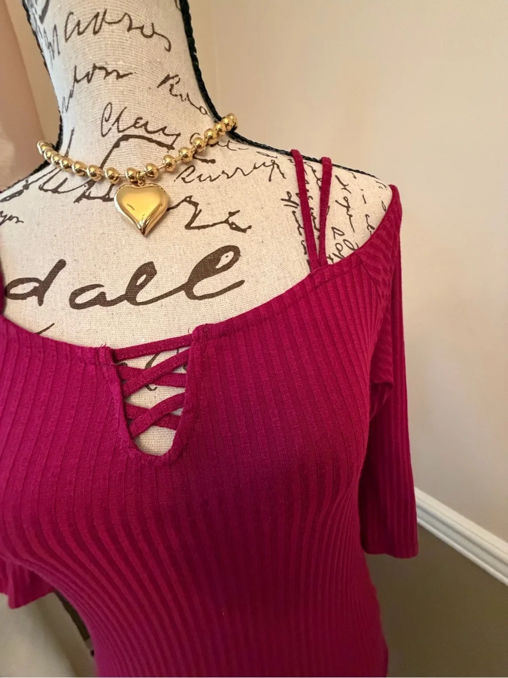 Suzy Shier wine Ribbed Lace-Up Top Side Ruched Tunic M - Picture 2 of 7